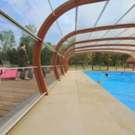 2 Etoiles - Piscine - Eeceaf * Bar-sur-Aube